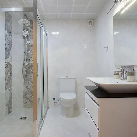 Apartment ǀ City Mall ǀ 1 Bedroom ǀ Wifi Skopje