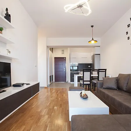 ǀ City Mall ǀ 1 Bedroom ǀ Wifi Apartment